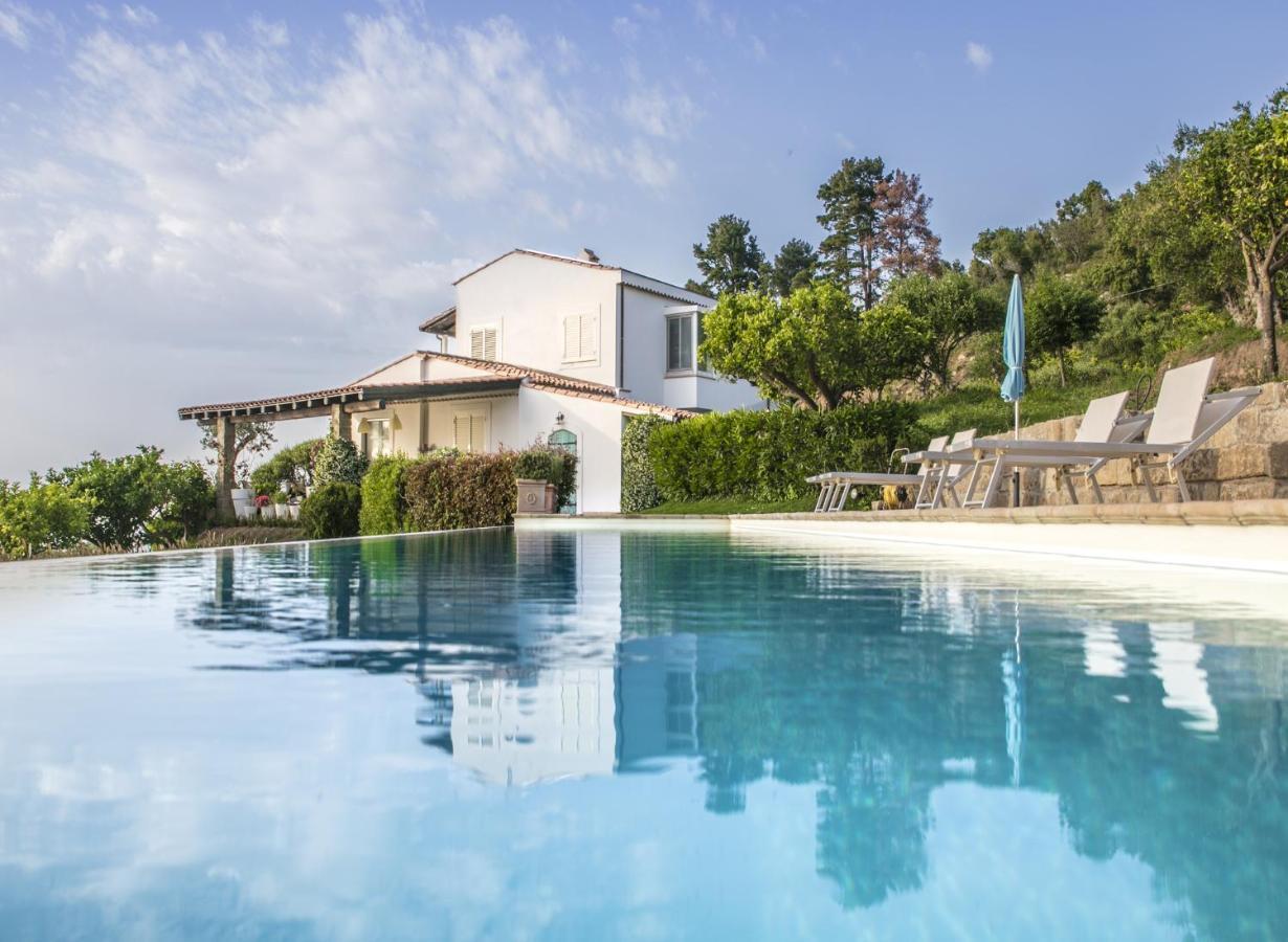 Villa Laura Capo dʼOrlando Zewnętrze zdjęcie