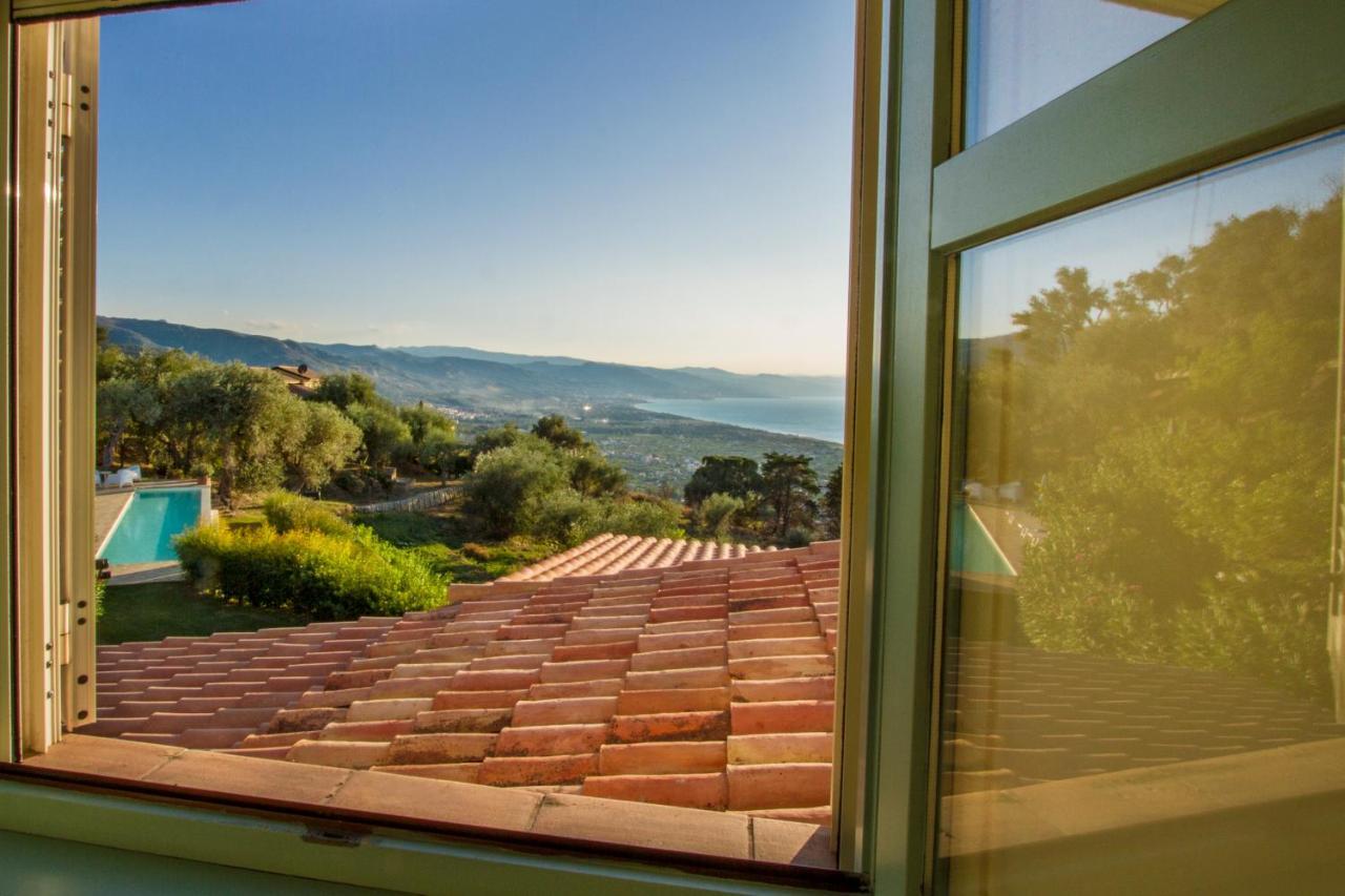 Villa Laura Capo dʼOrlando Zewnętrze zdjęcie